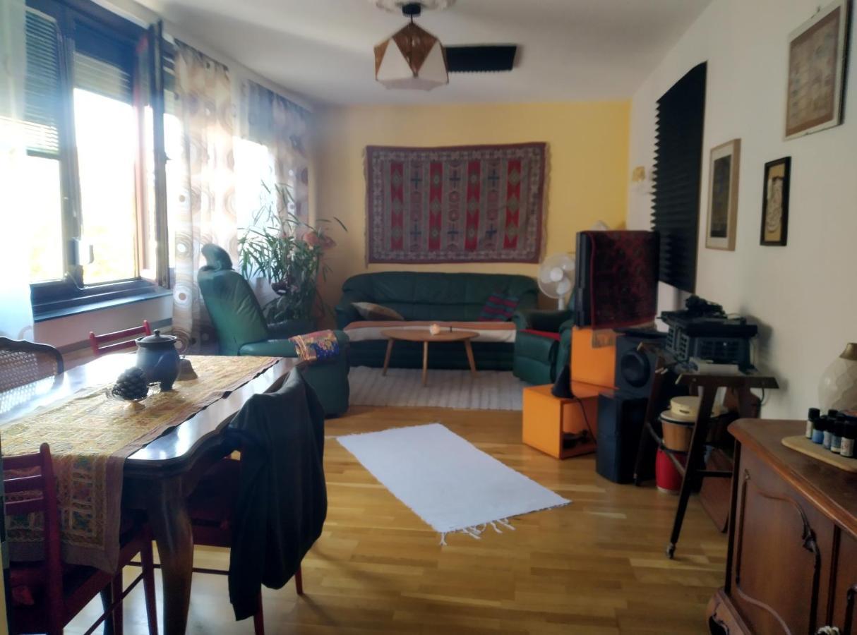 Nettes Apartment Im 14Ten Bezirk In Wien Kültér fotó